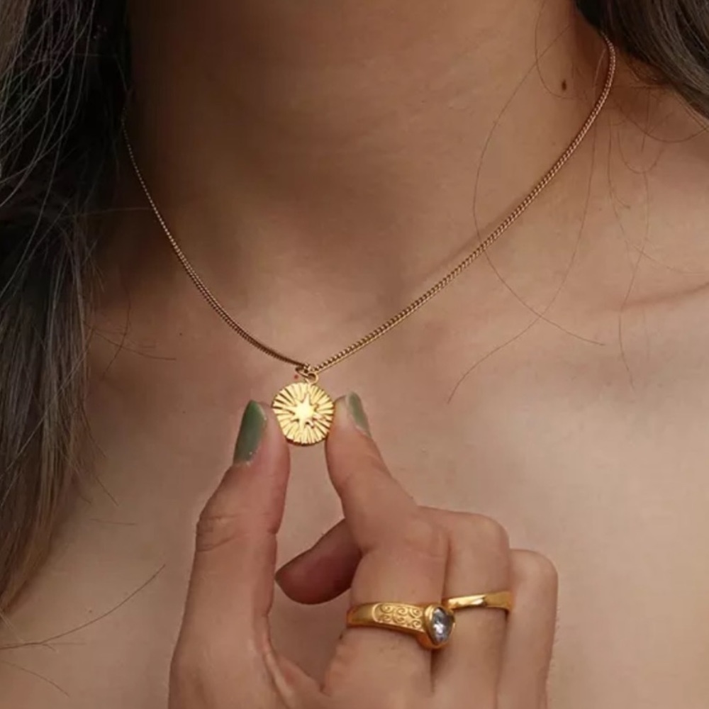 NEW MOON SUN STAR 18K GOLD NECKLACE, NICE NECKLACE, CUTE NECKLACE - Picture 5 of 7